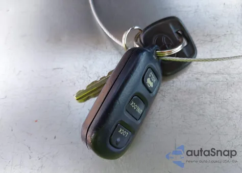 2005 Toyota Camry Le из США, поврежденный, VIN 4T1BE32K05U591534